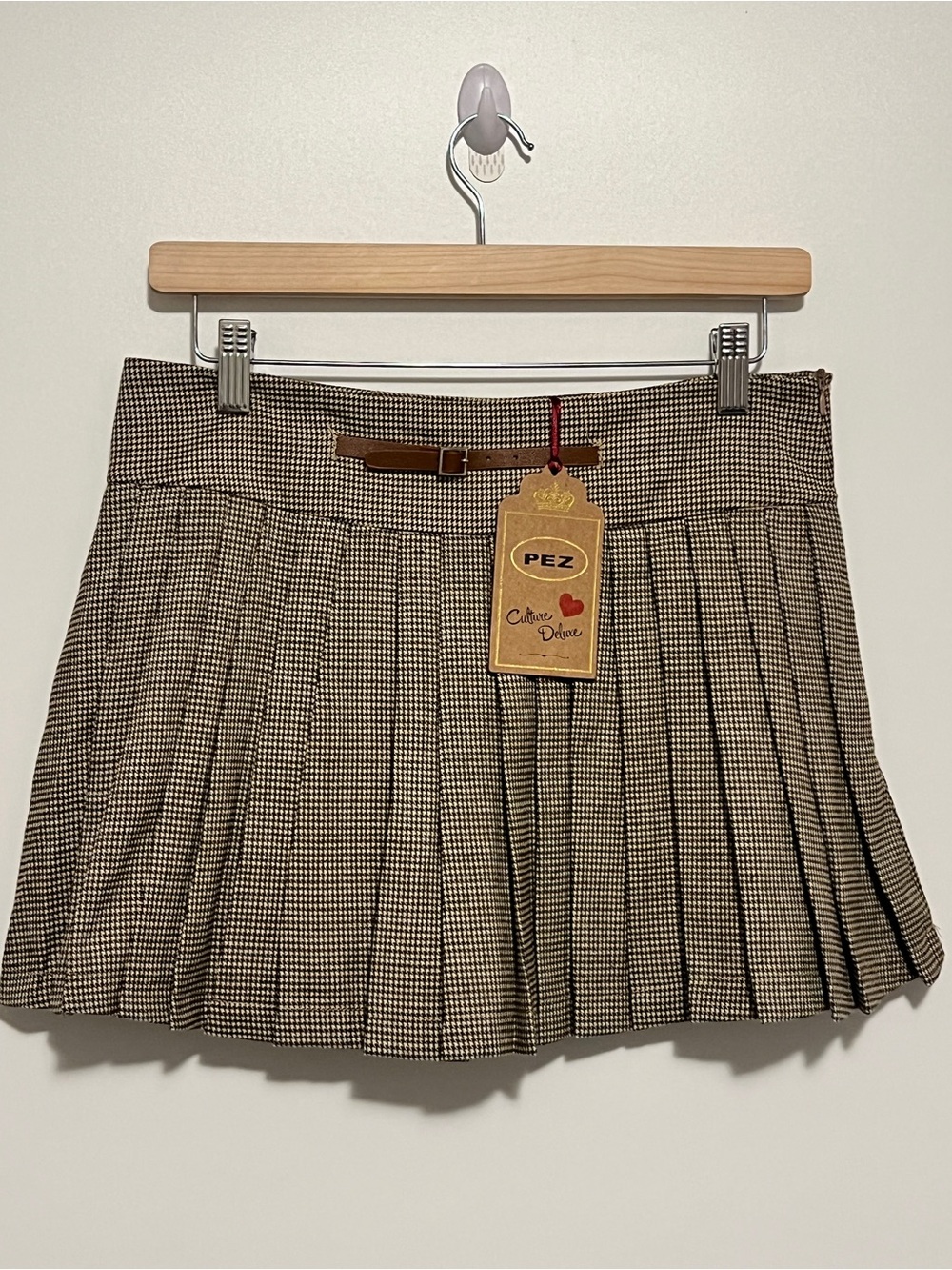 NWT Pez Culture Deluxe Houndstooth Plaid Pleated Mini Skirt with Belt